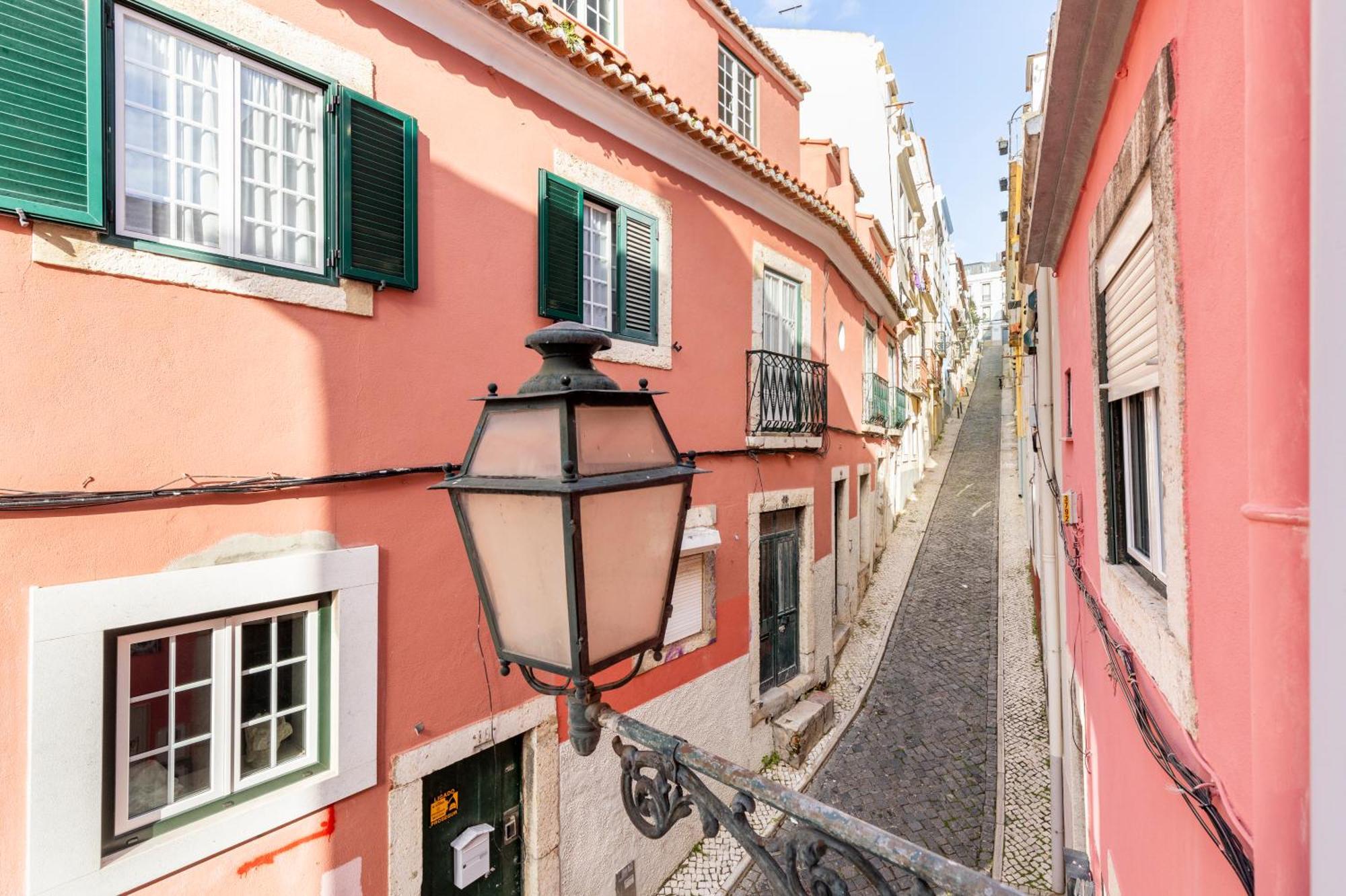 Avenida Da Liberdade Area, Bright And Newly Renovated 2 Bedroom Apartment, Lisbon Historical Center Экстерьер фото