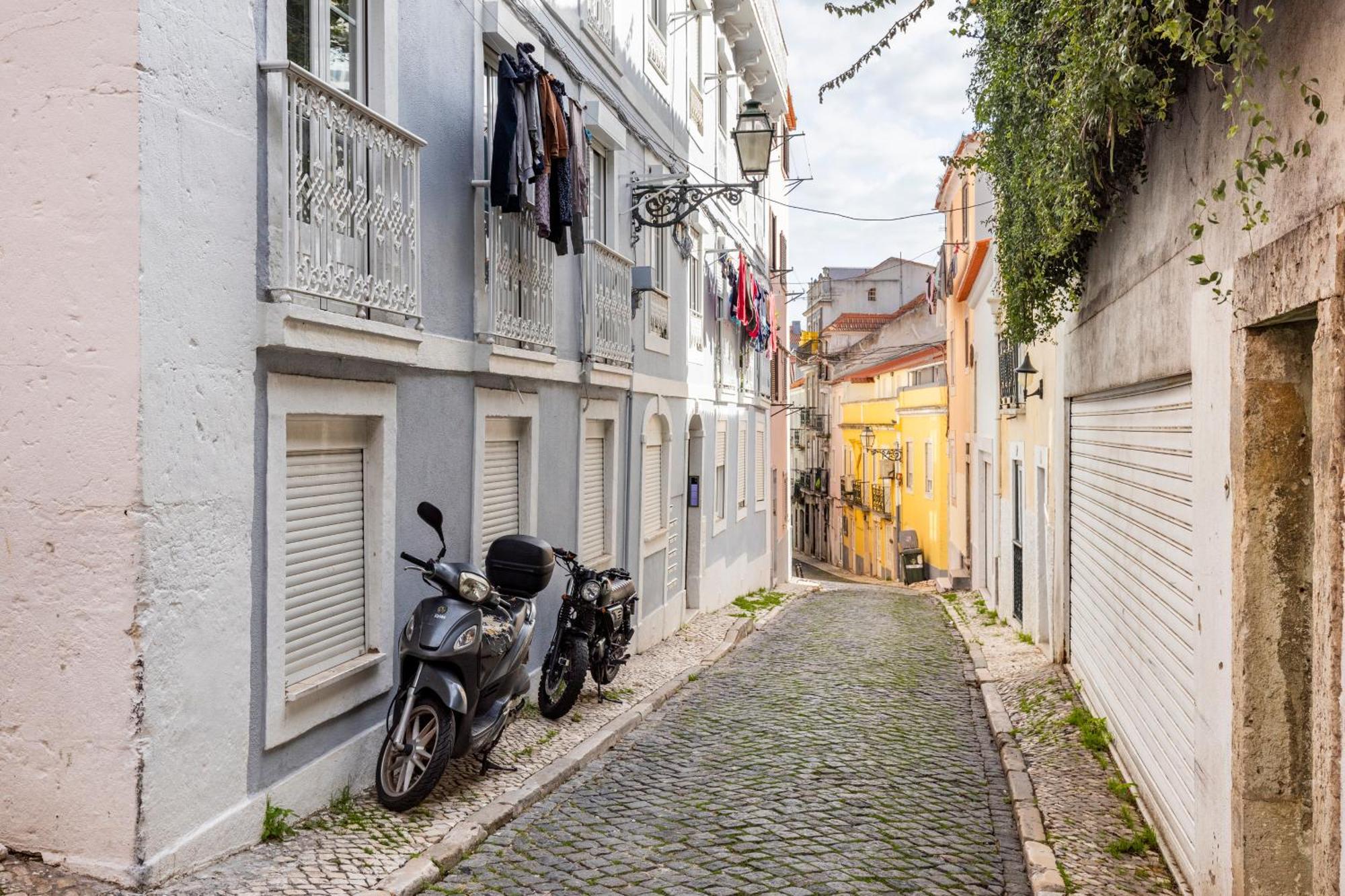 Avenida Da Liberdade Area, Bright And Newly Renovated 2 Bedroom Apartment, Lisbon Historical Center Экстерьер фото